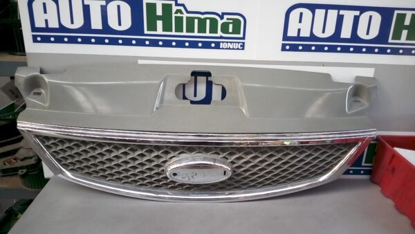 Grila radiator 3S71 8A100 BC Ford Mondeo MK3  2000-2007