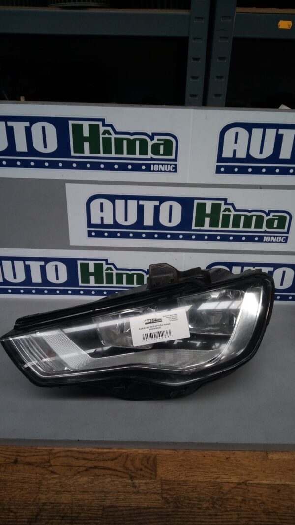 Far stanga 8V0941003A Audi A3 8V 2013-2019