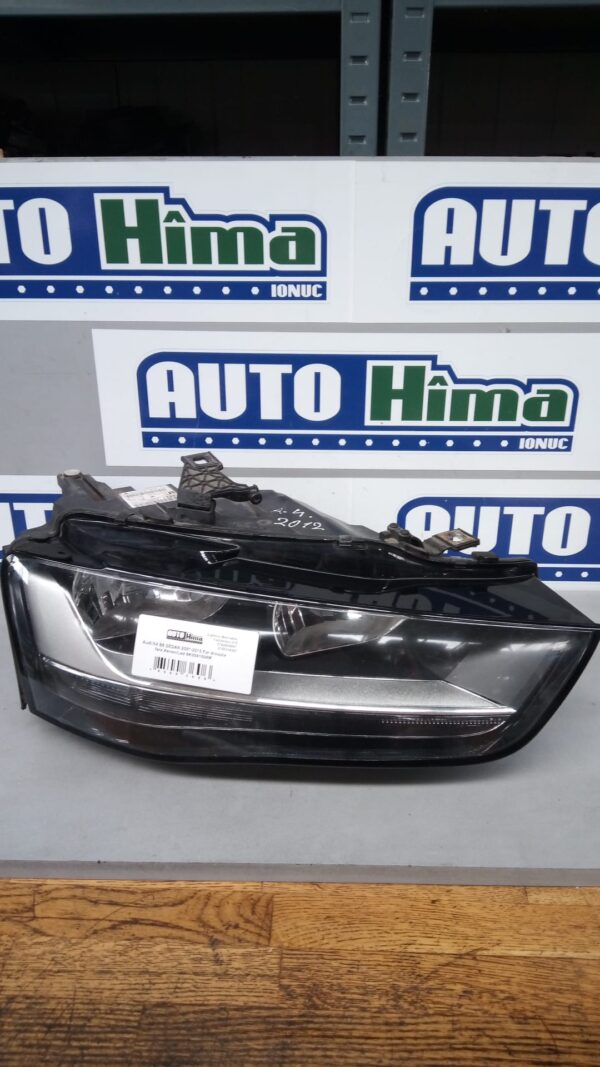 Far dreapta 8K0941004M Audi A4 B8 2008-2016