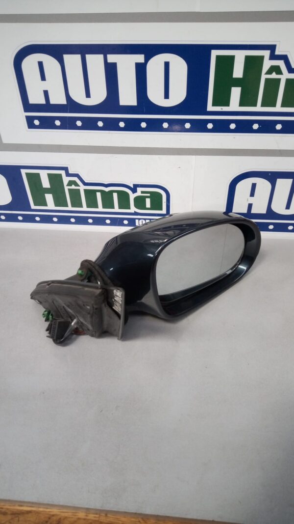 Oglinda retrovizoare dreapta E1-010781 Albastru Volkswagen PASSAT B6  2005-2011