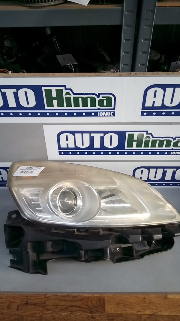 Far dreapta cu halogen 164538-00 Renault Scenic 2  2003-2009