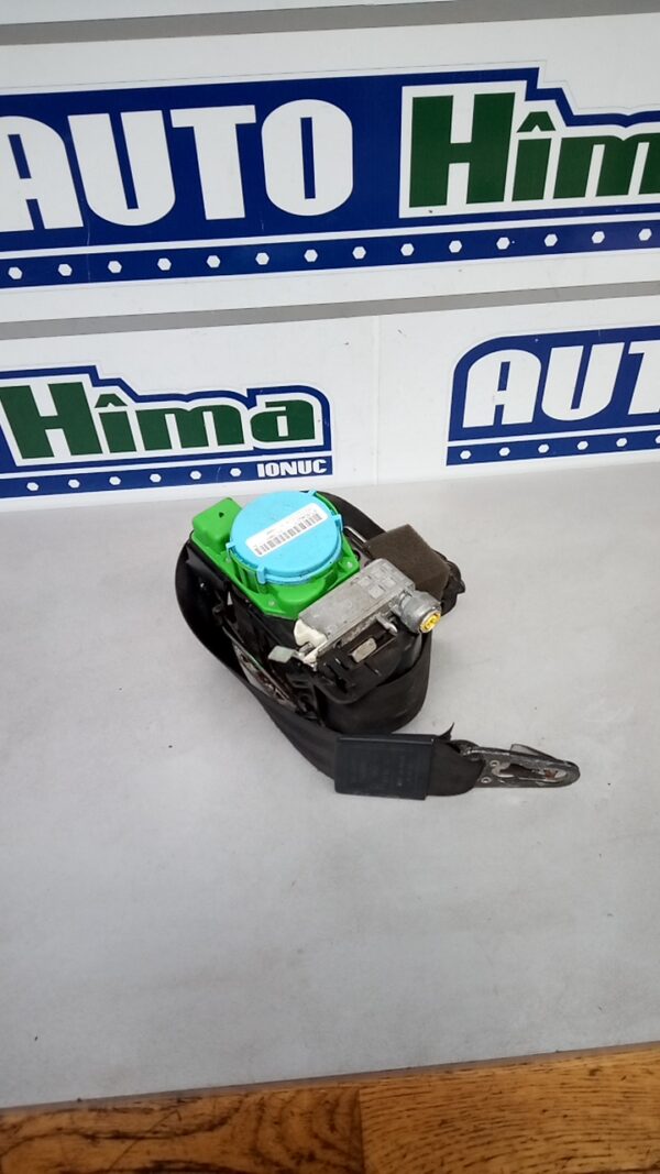 Centura de siguranta dreapta fata 8K1857706K Audi A4 B8  2008-2016
