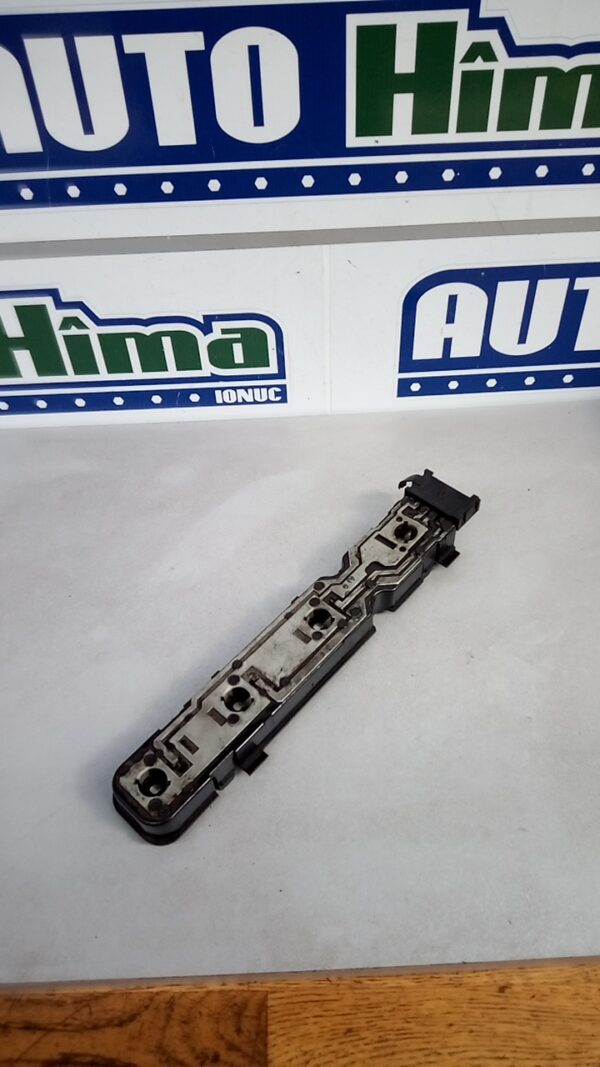 Soclu stop stanga sau dreapta YC1X-13N004-A Ford Transit MK5  2000-2006