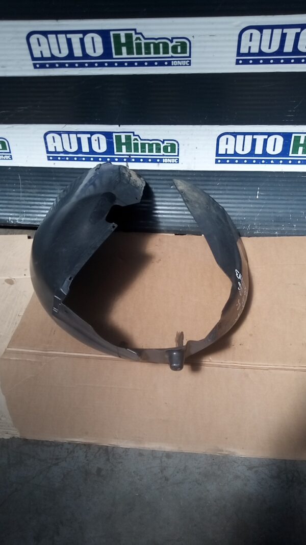 Carenaj roata fata stanga 8E0821171B(plastic) Audi A4 B6  2000-2005