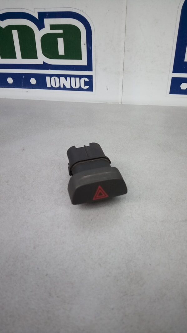 Buton avarii 4M5T 13A350 AC Ford Focus 2  2004-2010