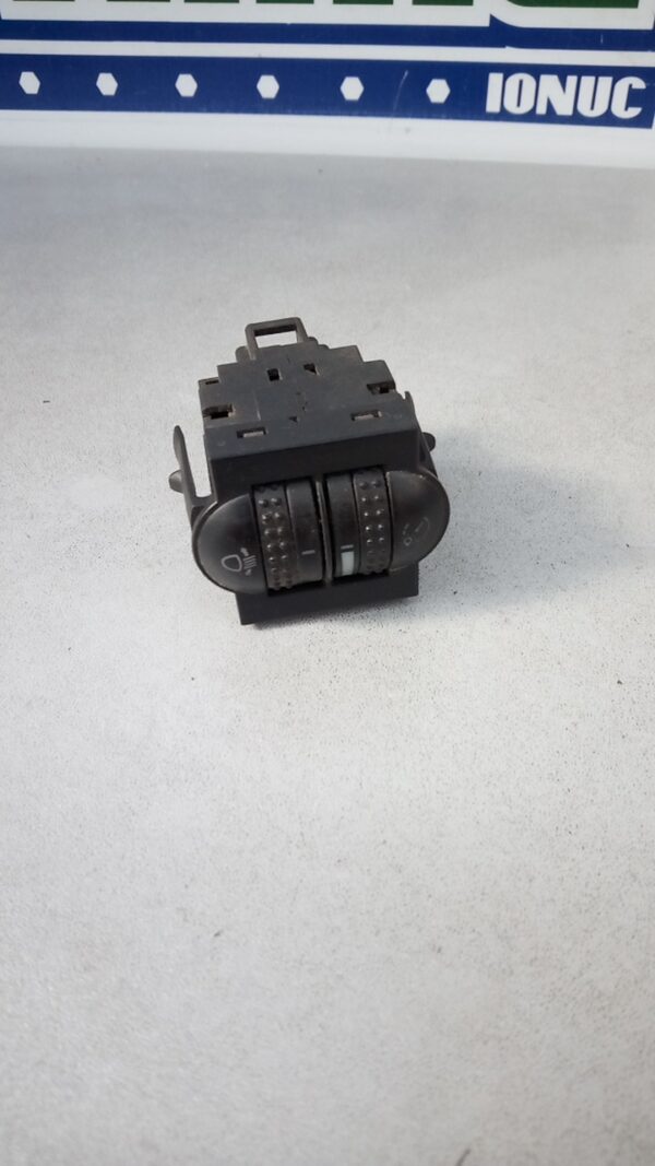 Buton reglaj faruri 3B0941333C Volkswagen PASSAT B5.5 2000-2005