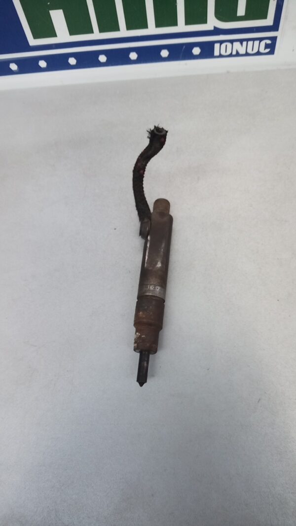 Injector 046130201E 2.5 TDI Audi A6 4A (C4) 1994-1997