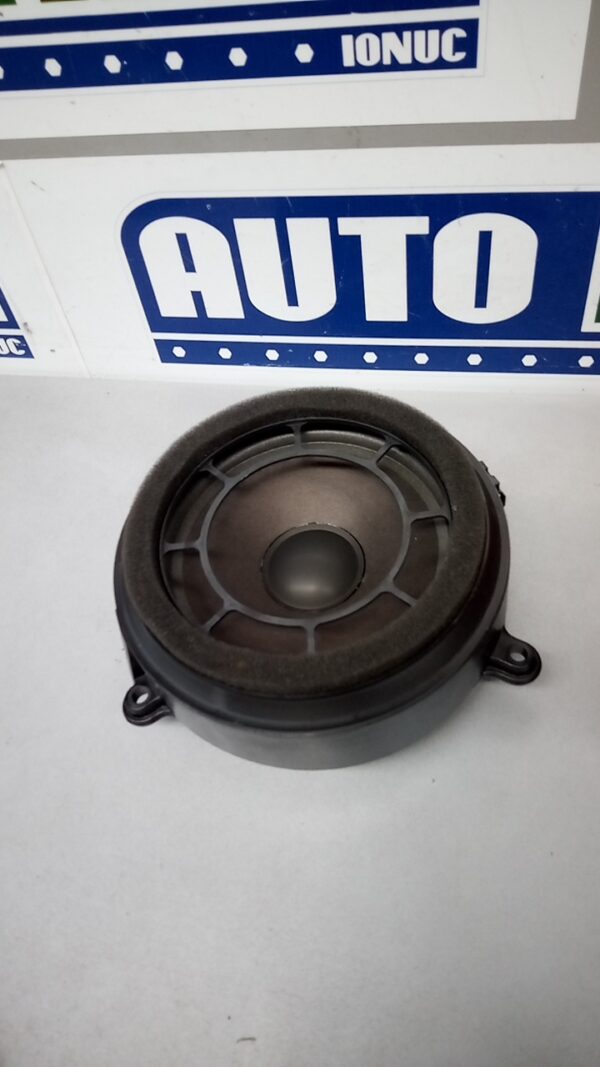 Boxa fata A2038201102 Mercedes-Benz C-Class W203  2000-2007