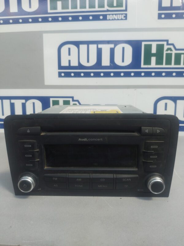 Radio CD 8P0035186AB Audi A3 8P  2003-2012
