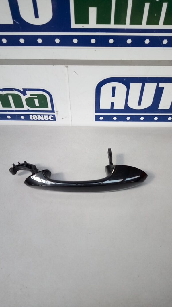 Maner exterior usa dreapta fata 7470526-04 BMW Seria 5 G31 Touring  2017-2024