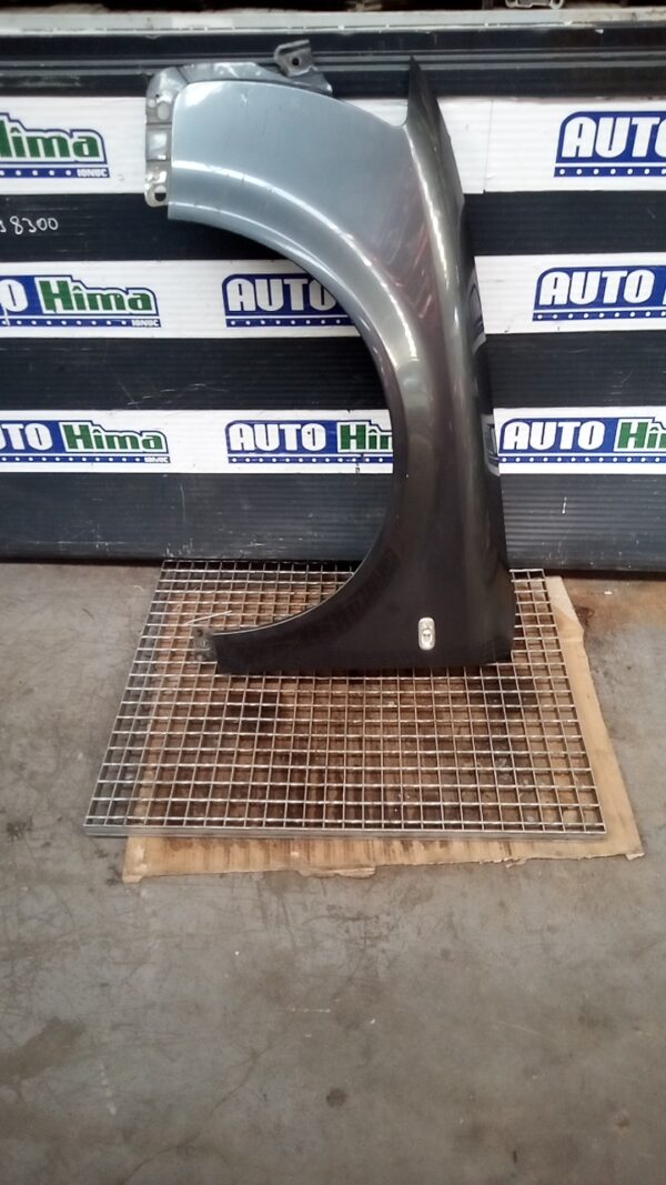 Aripa fata stanga fara cod (Gri metalizat) Audi A4 B6  2000-2005