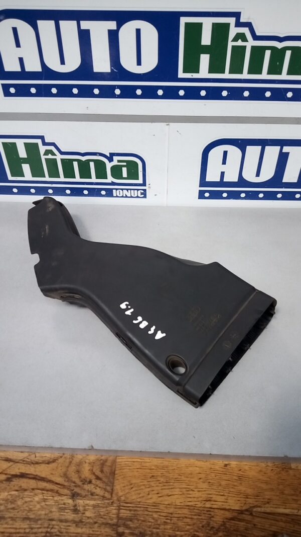 Difuzor captare aer 8E0129618D Audi A4 B6  2000-2005