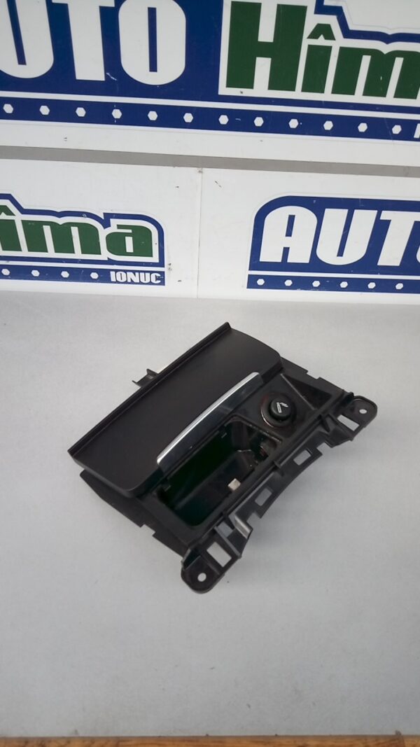 Scrumiera cu bricheta 8K0857951 Audi A4 B8  2008-2016
