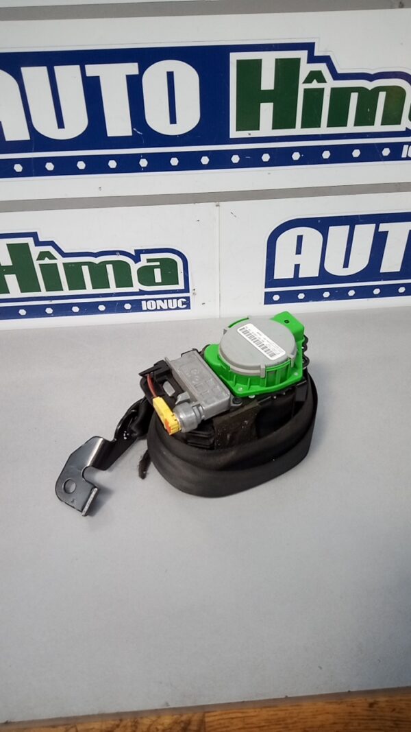 Centura de siguranta dreapta fata 8R1857706B  Audi