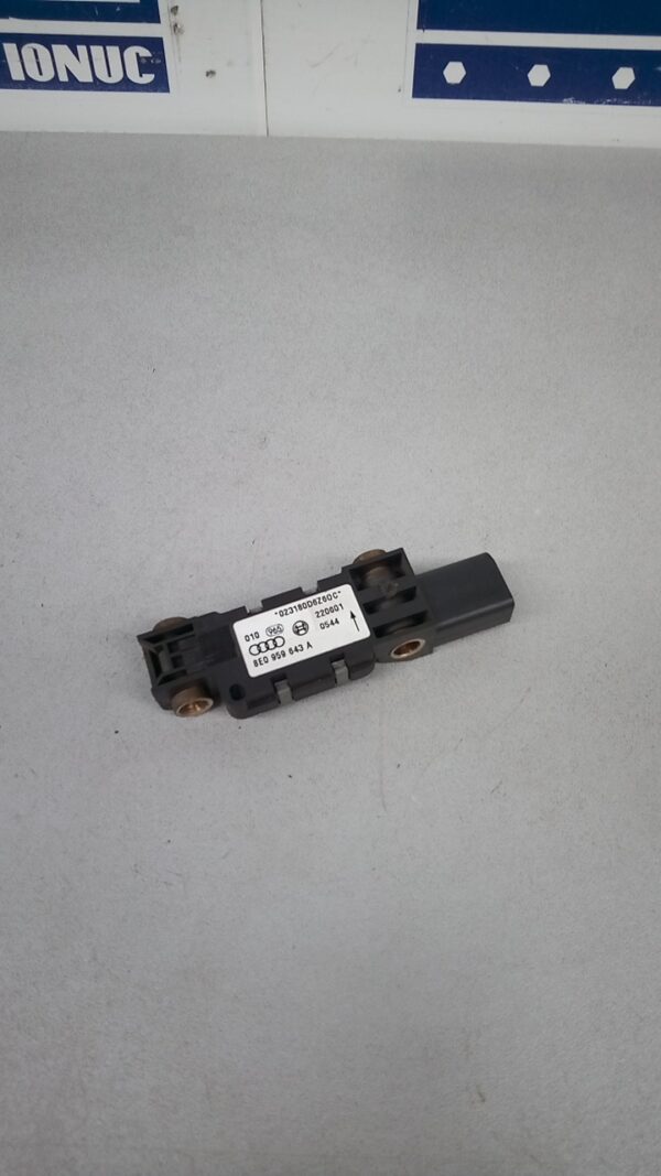 Senzor impact 8E0959643A Audi A4 B6  2000-2005
