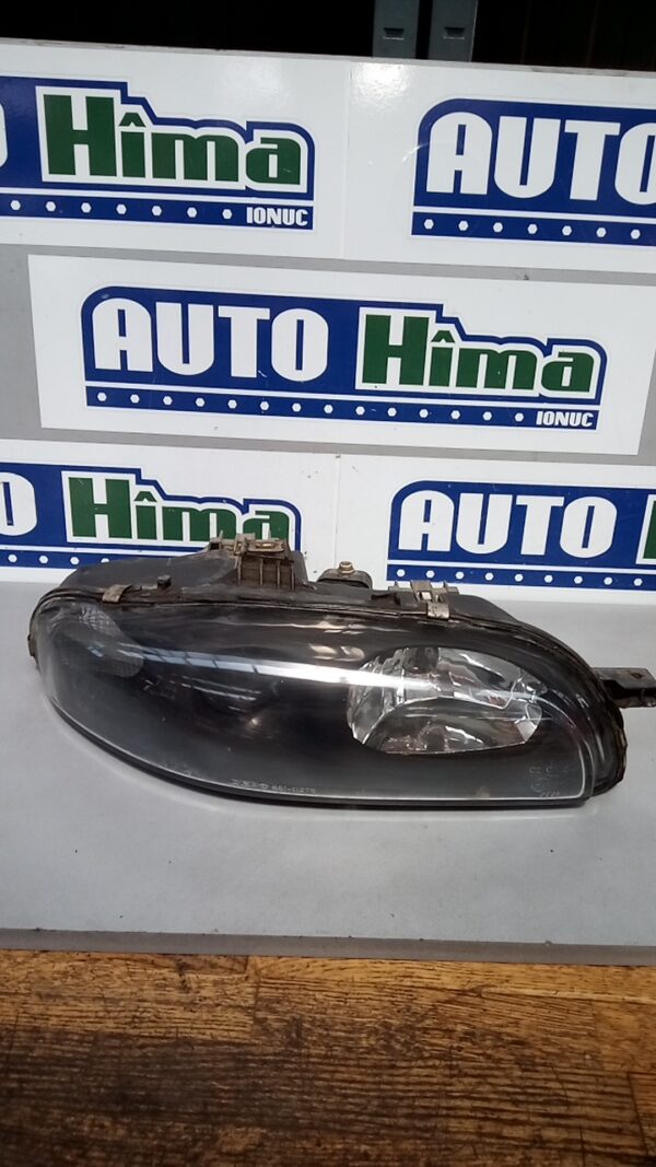 Far dreapta fara cod FIAT Marea 185  1996-2002