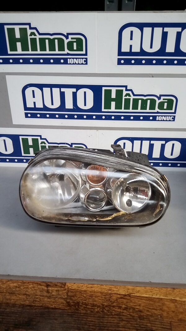 Far dreapta fara cod Volkswagen Golf 4 1J  1997-2005