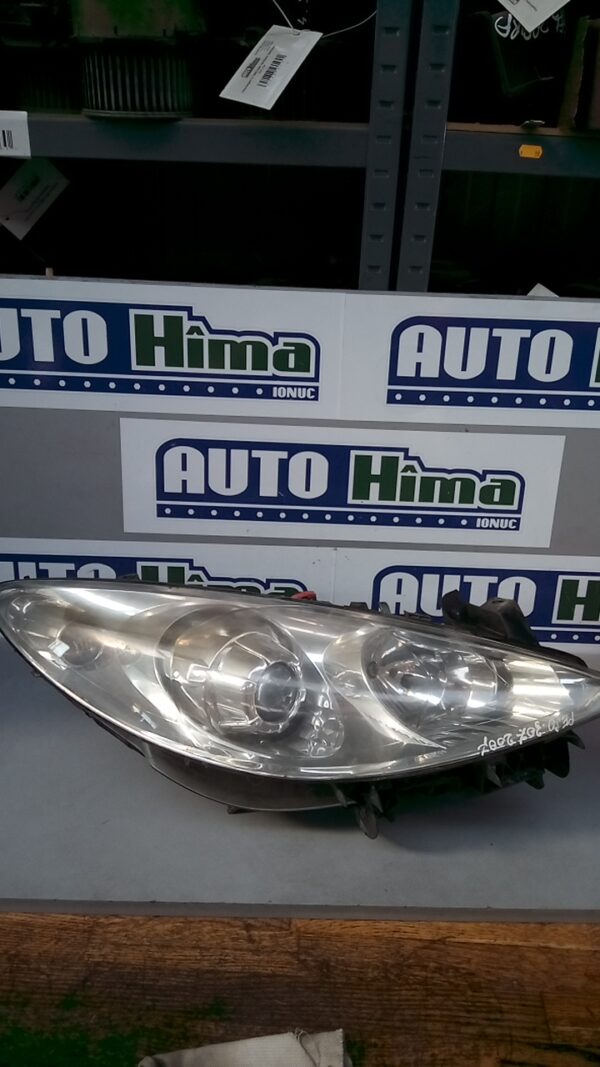 Far dreapta 9681832980-00 (Facelift) PEUGEOT 307 2001-2011