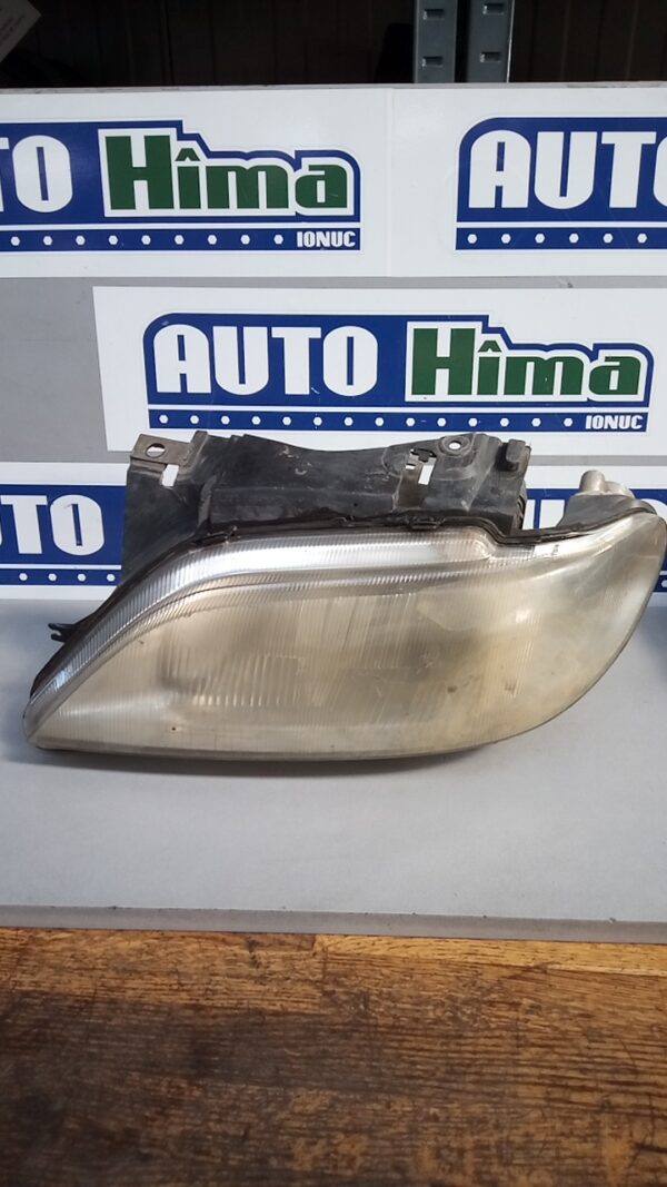 Far stanga fara cod Citroen Xsara  1997-2006