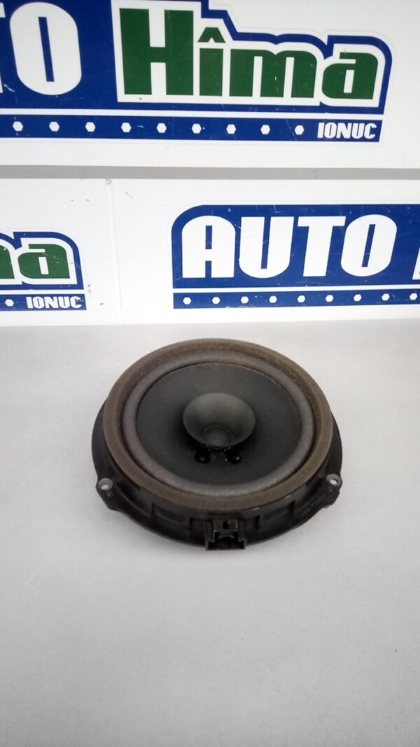 Boxa spate AA6T-18808-CA Ford Focus 3  2011-2018
