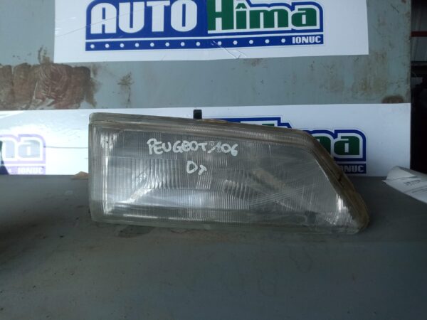 Far dreapta fara cod  PEUGEOT 106  1991-2003