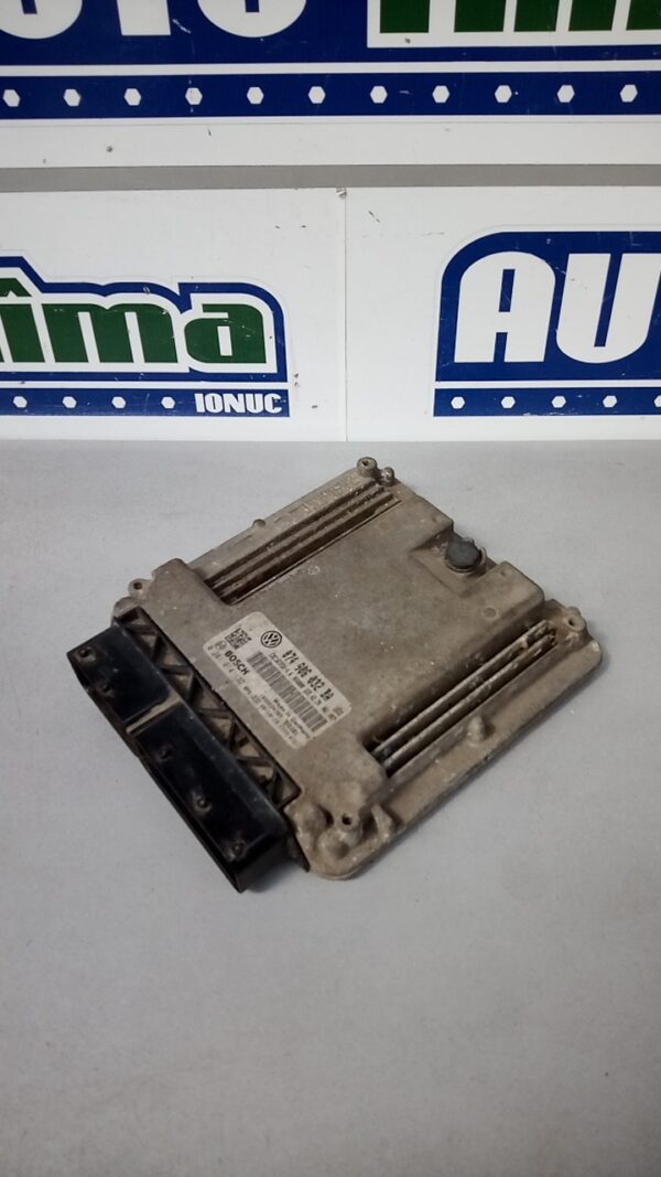 Calculator motor 074906032BA 0281014132 2.5 TDI Volkswagen Crafter 2E / 2F 2006-2017