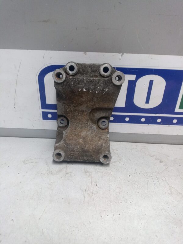 Suport alternator 98FF19D624AB  1.8 TDI (Aluminiu) Ford Focus 1  1998-2004