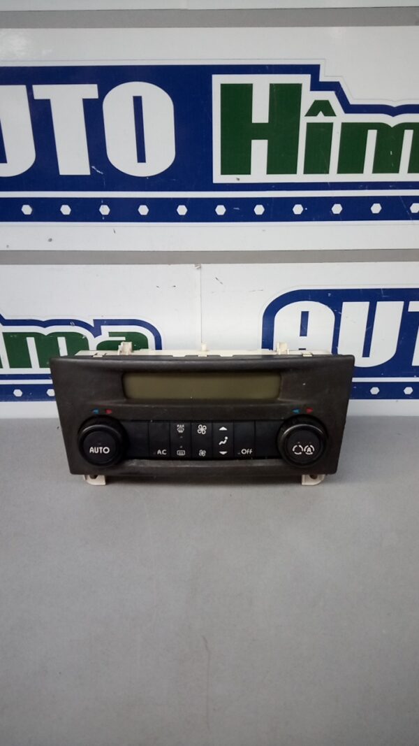 Climatronic 8200181132-D Renault Laguna 2  2001-2007