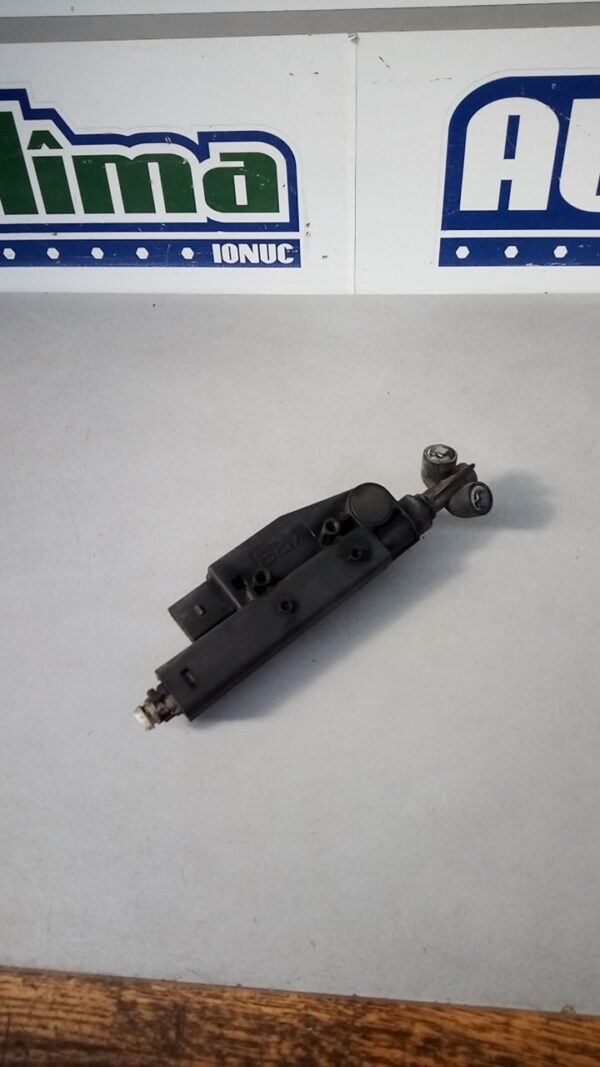 Pompa spalator far stanga 4E0955965A Audi A8 4E  2002-2009