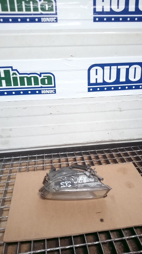 Proiector ceata stanga 4E0941699B Audi A8 4E 2002-2009
