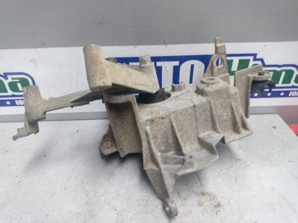 Suport cutie de viteze 430825 1.2B (Aluminiu) Renault Clio 2  1998-2004
