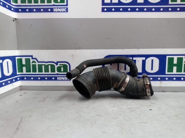 Furtun aspirare aer motor 4E0145747D /4E0145711/3.0TDI Audi A8 4E  2002-2009 3.0TDI