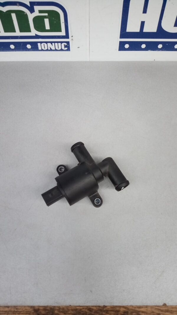 Pompa recirculare apa 4H0121671D Audi A6 4G (C7)  2011-2018