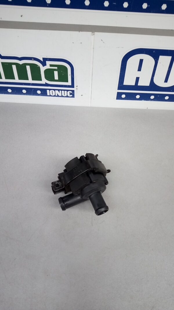 Pompa recirculare apa 059121012A Audi A6 4G (C7)  2011-2018
