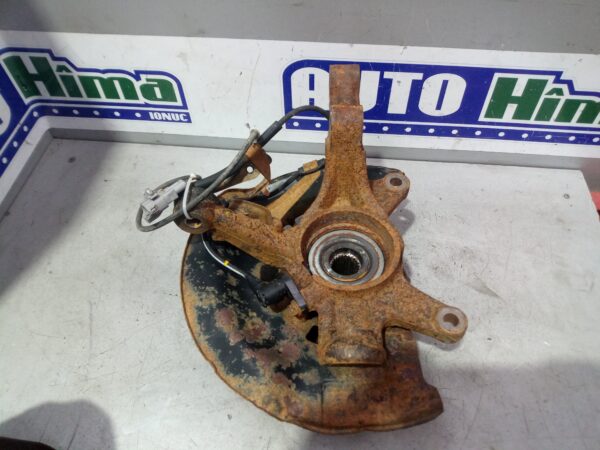 Fuzeta fata stanga fara cod 2.0D-4×4 Toyota Rav4 (XA20)  2000-2006