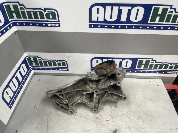 Suport accesorii motor 06D903143C / 2.0FSI Audi A4 B6  2000-2005 2.0FSI