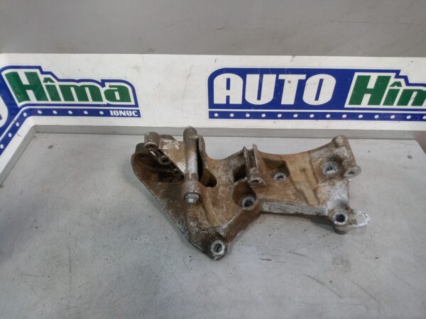 Suport accesorii motor 8200473400 / 1.5DCI(Aluminiu) Dacia Logan MK1  2004-2012