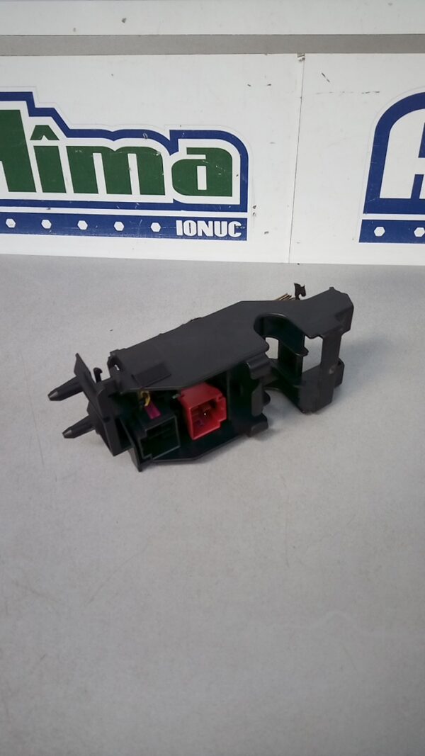 Mufe scaun fata cu suport 8K0937545F Audi A4 B8  2008-2016