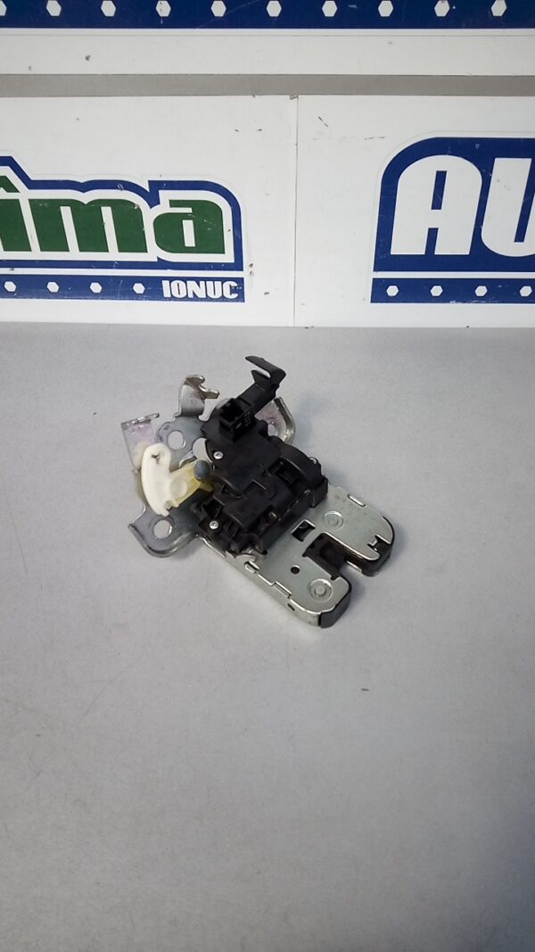 Broasca haion 8K9827505A Audi A7 (4GA  4GF)  2010-2018