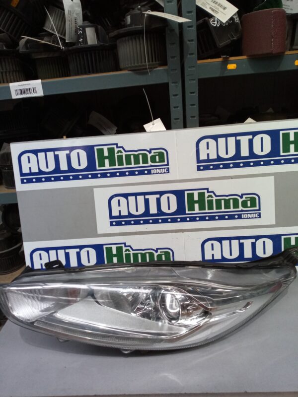 Far stanga cu lupa fara cod Ford Fiesta MK6  2008-2022