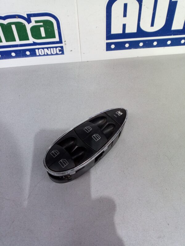 Butoane geamuri sofer A2118213679 Mercedes-Benz CLS W219  2004-2011