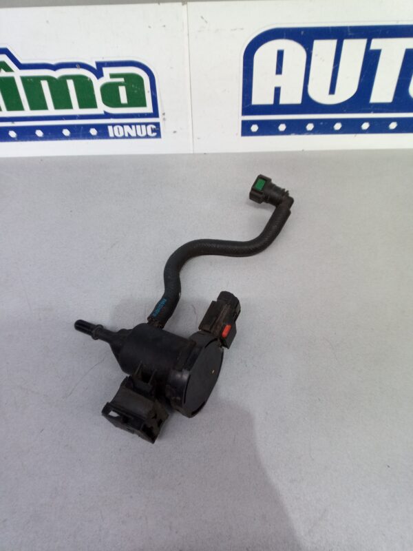 Valva supapa combustibil A0014760532 Mercedes-Benz C-Class W204 2007-2015