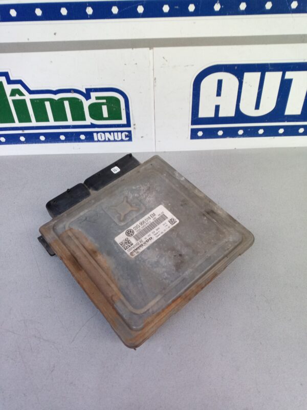 Calculator motor 03G906018EM 5WP45562AE 2.0 TDI Volkswagen PASSAT B6  2005-2011