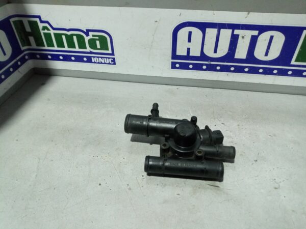 Carcasa termostat completa 8200074346 / 1.9DCI Renault Laguna 2  2001-2007 1.9DCI