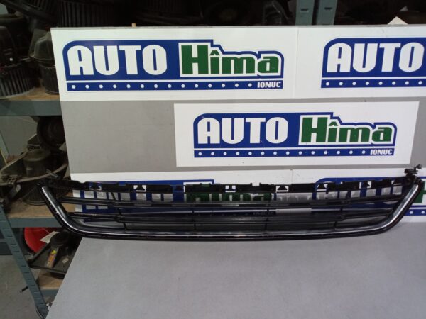 Grila radiator DS73-17B968-K Ford Mondeo MK5  2014-prezent