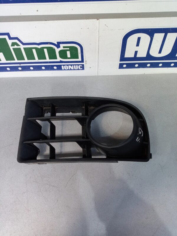 Grila proiector ceata stanga 1K0853665C Volkswagen Golf 5 1K  2003-2010