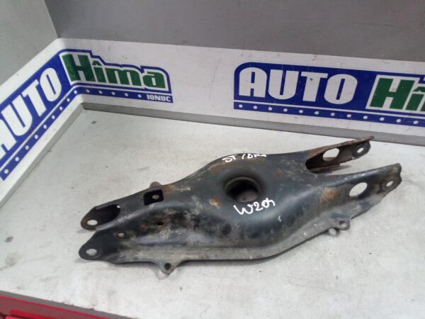 Brat axa spate inferior STG DRT (suport arc)fara cod Mercedes-Benz C-Class W204 2007-2015