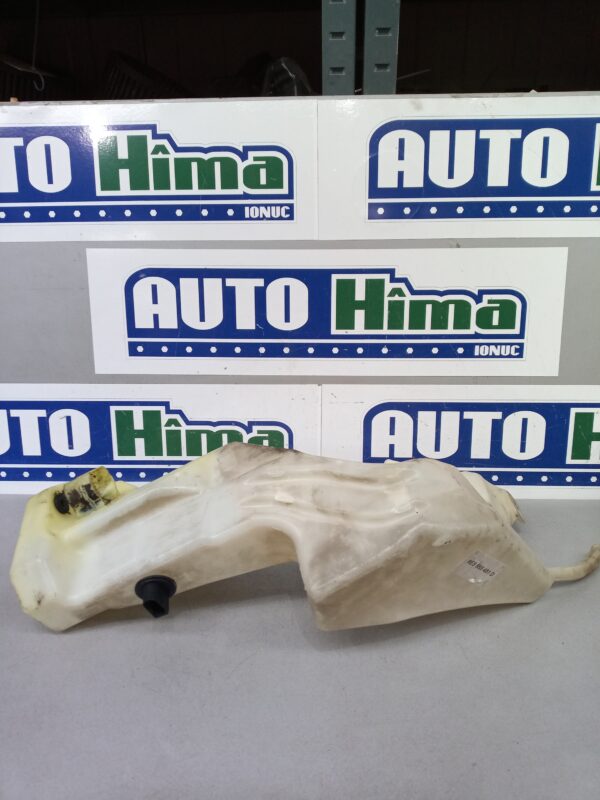 Vas lichid parbriz 8E5955451D Audi A4 B6  2000-2005