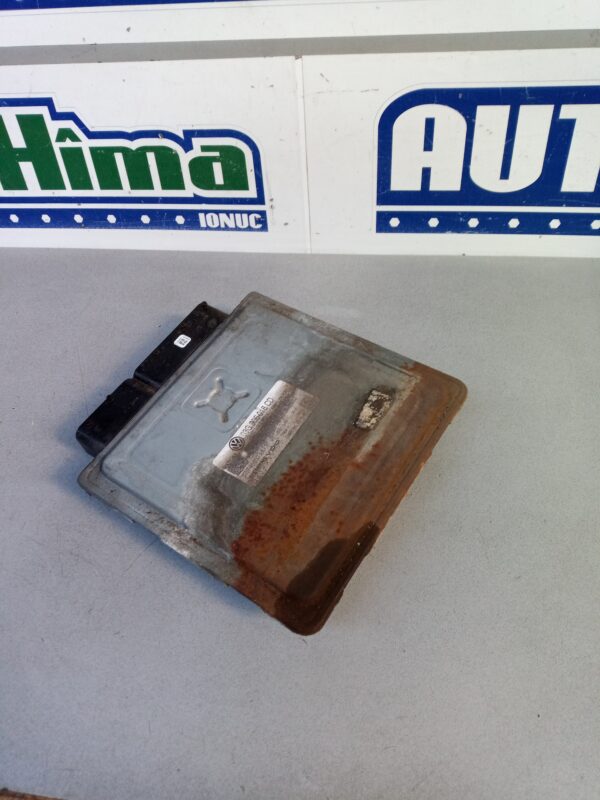 Calculator motor 03G906018CD 5WP45600AA 2.0 TDI Volkswagen PASSAT B6  2005-2011