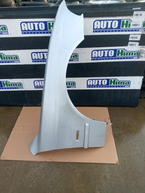 Aripa fata dreapta (Argintie) BMW Seria 5 E39  1995-2003
